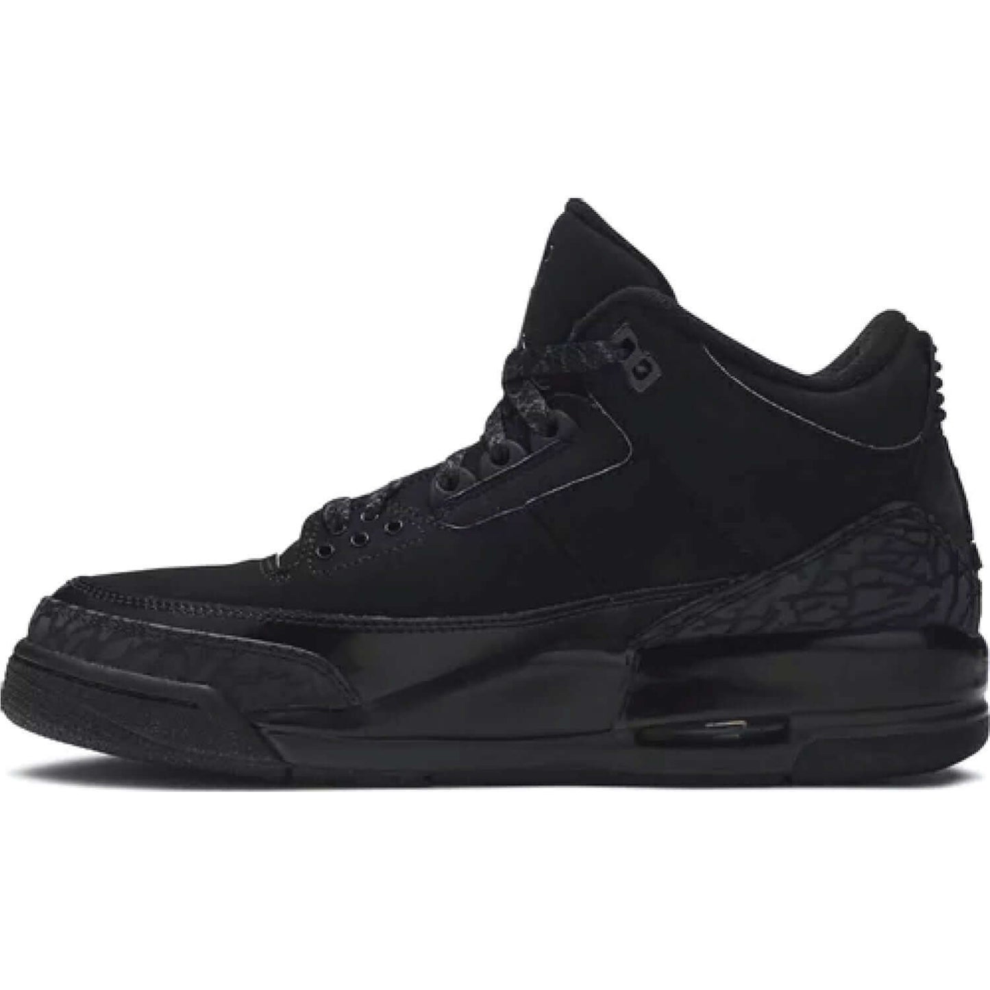 This is the left shoe of Air Jordan 3 Retro 'Black Cat'.