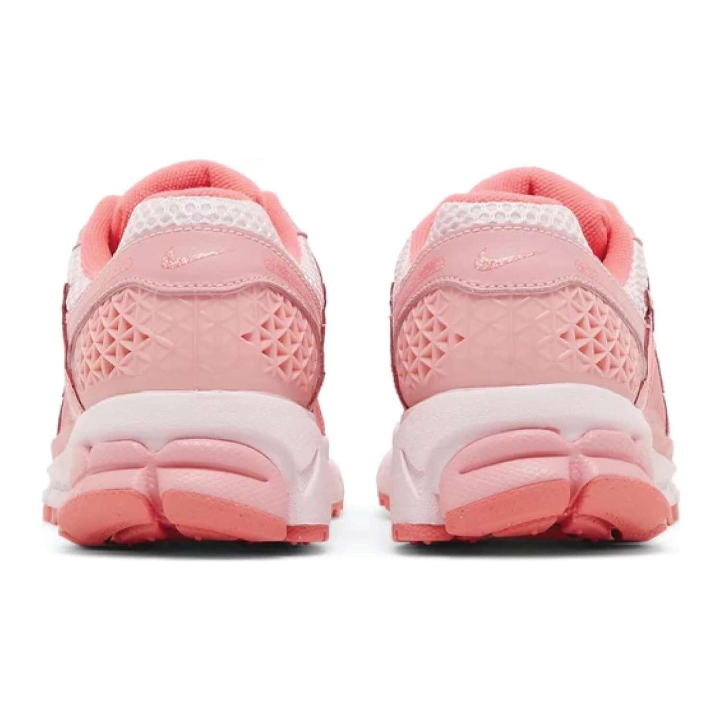 This is the back side shoe of Wmns Air Zoom Vomero 5 'Barbie'.