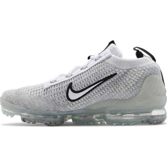 This is the left side design of Air VaporMax 2021 Flyknit GS 'White Metallic Silver'