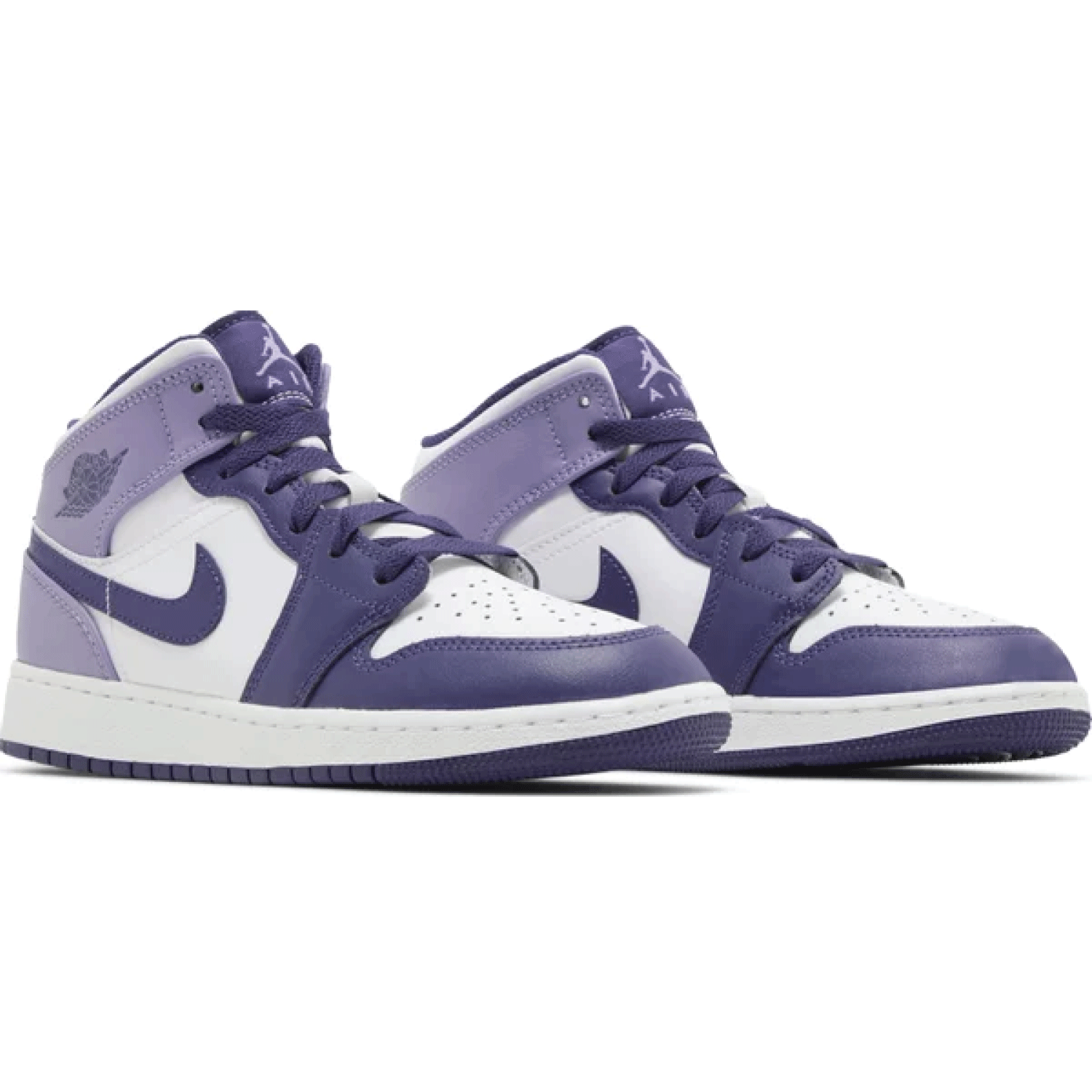 This is the pair of Air Jordan 1 Mid GS 'Sky J Purple'.Describe the beauty of Air Jordan 1 Mid GS 'Sky J Purple'