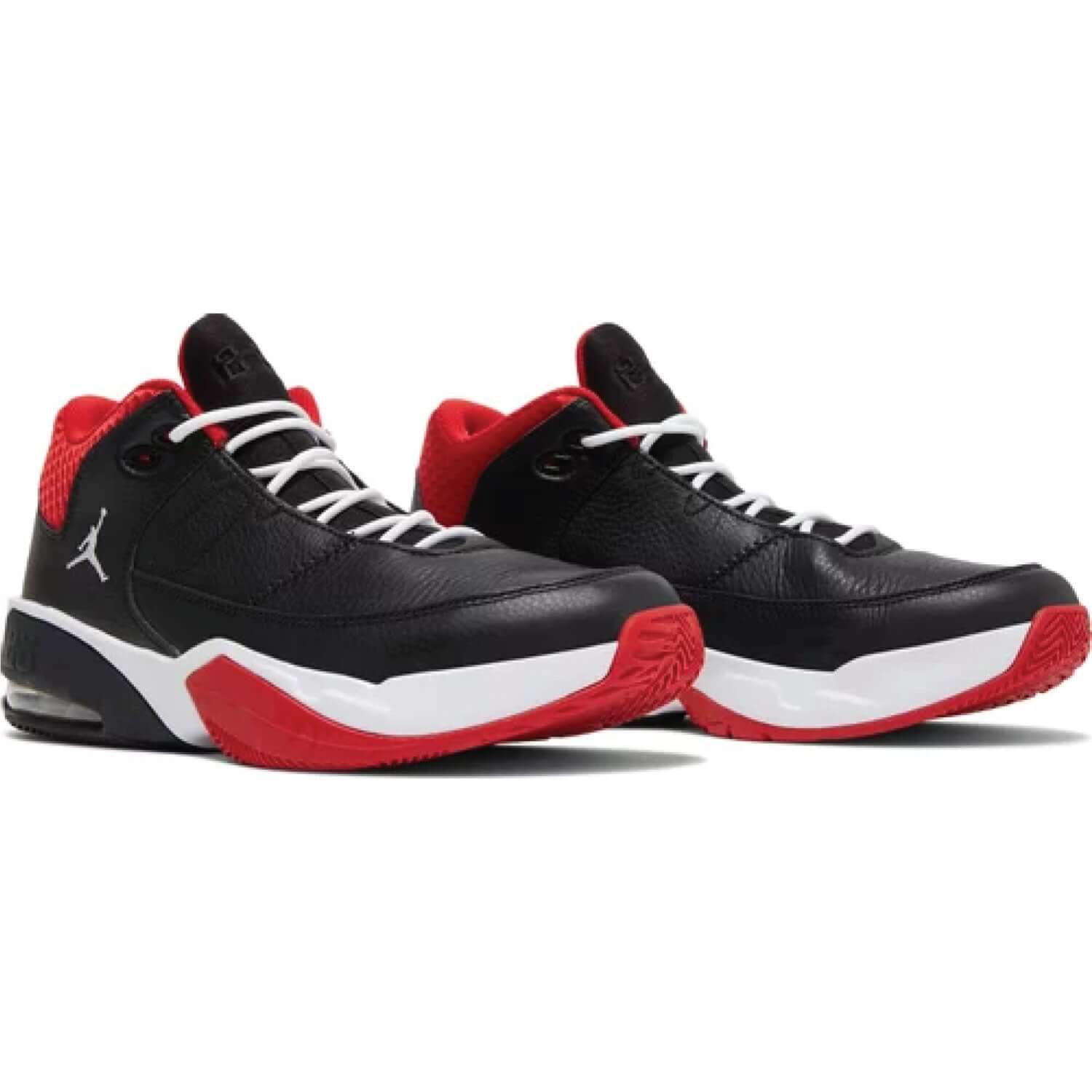 This is the pair of Jordan Max Aura 3 'Bred'. Which describe the beauty of Bred.