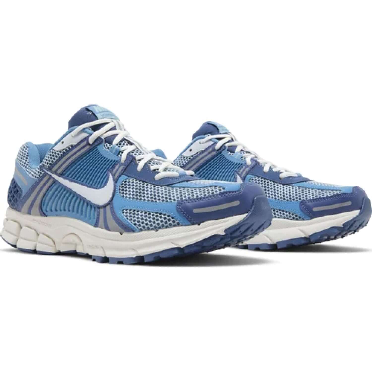 This is the pair of Air Zoom Vomero 5 'Worn Blue'. Which describe the beauty of Worn Blue.