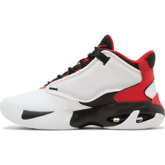 This is the left shoe of Jordan Max Aura 4 'White University Red'.