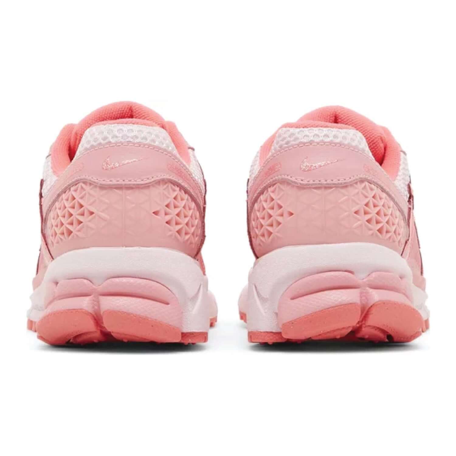 This is the back side shoe of Wmns Air Zoom Vomero 5 'Barbie'.