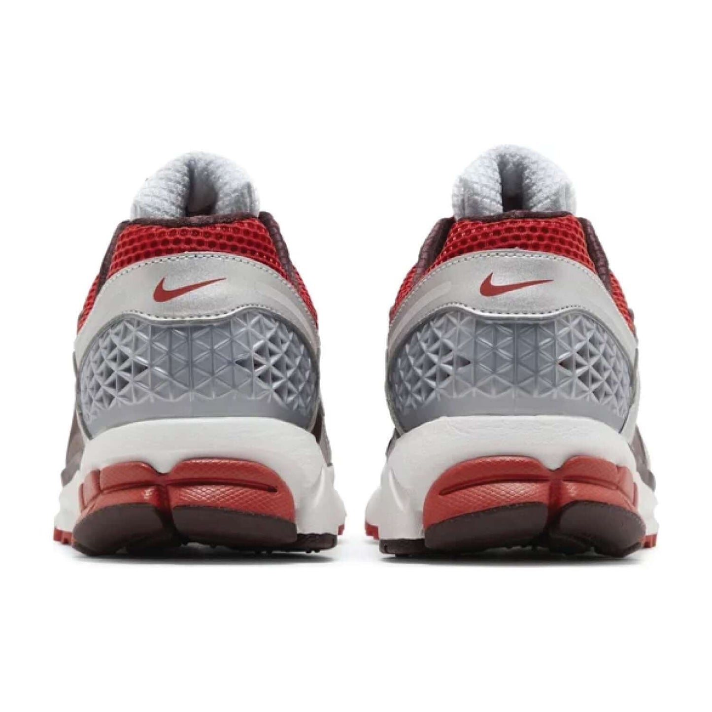 This is the back side shoe of Wmns Air Zoom Vomero 5 'Mystic Red' .