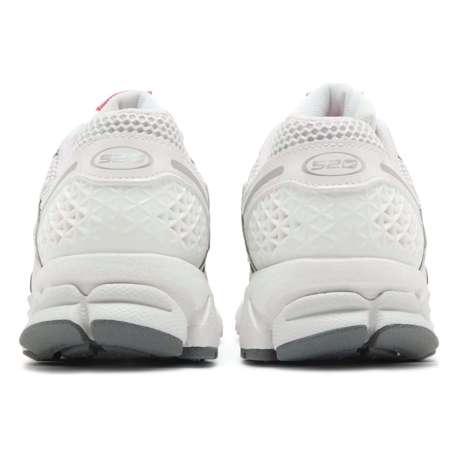 This is the back side shoe of Wmns Air Zoom Vomero 5 '520 Pack - Pink Foam'.