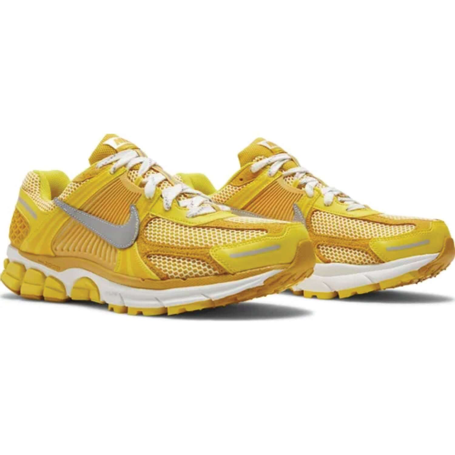 This is the pair of Zoom Vomero 5 'Yellow Ochre'. Which describe the beauty of Yellow Ochre